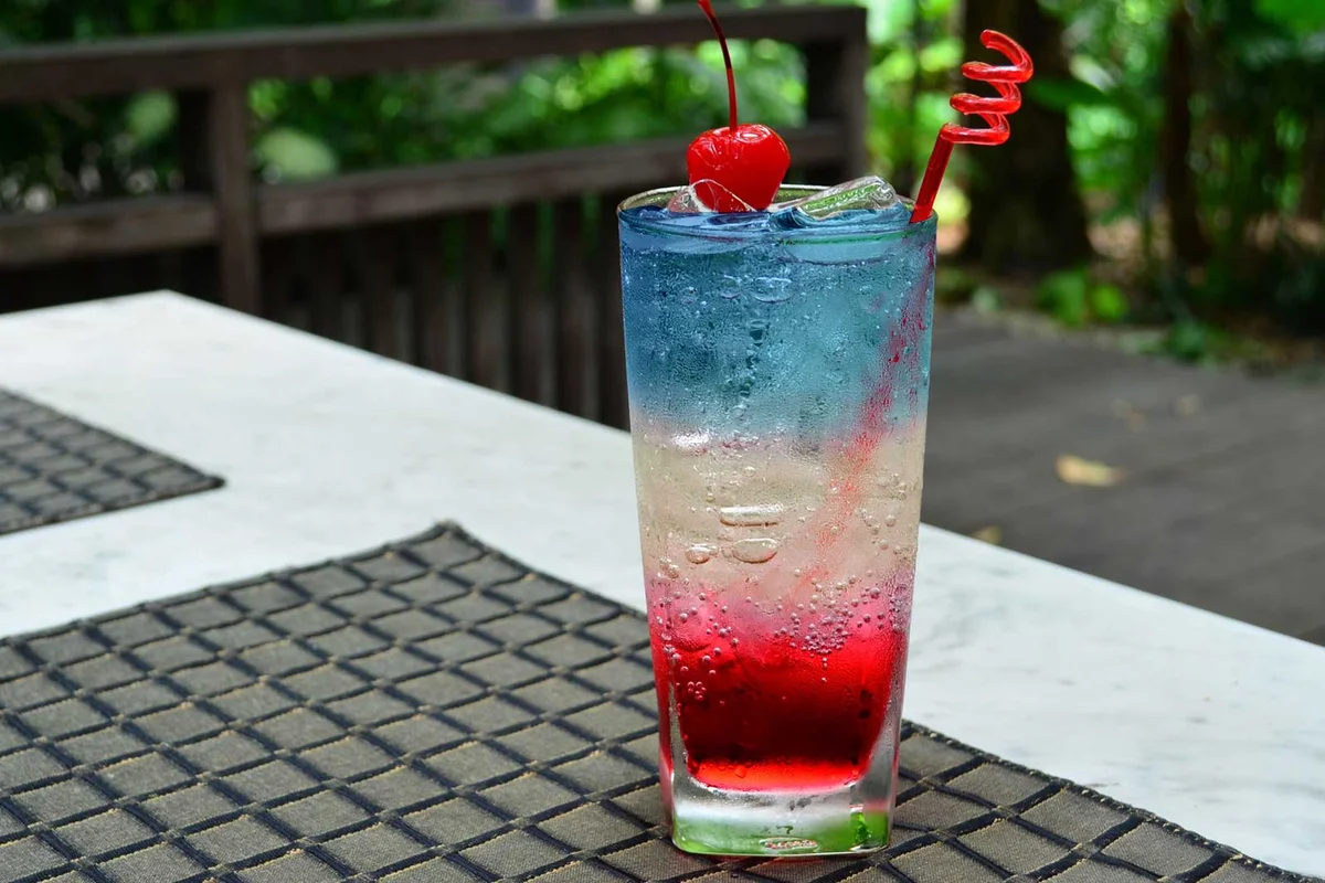 bomb pop cocktail