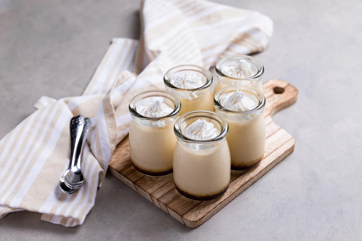 Creme caramel in bottles