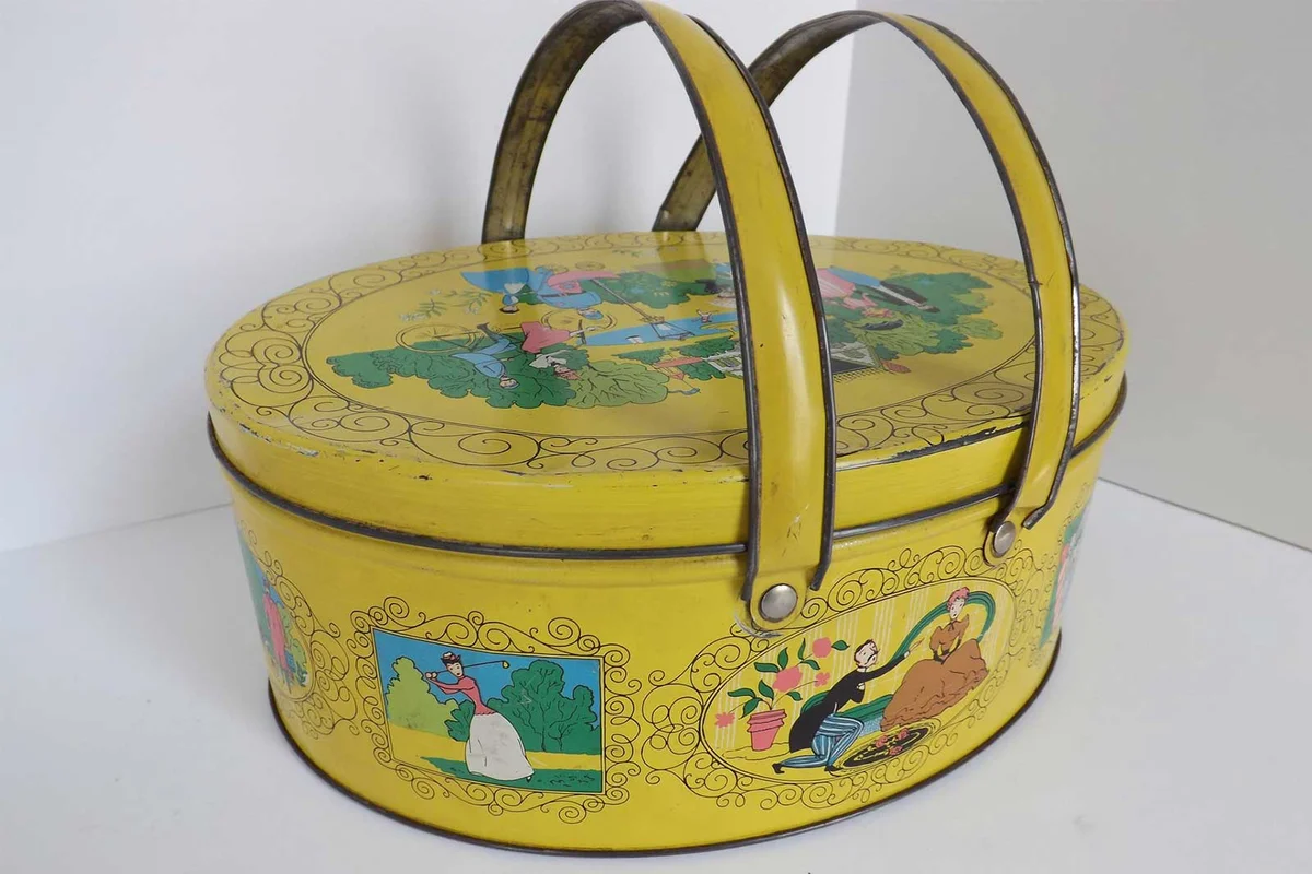 vintage Sewing tin box