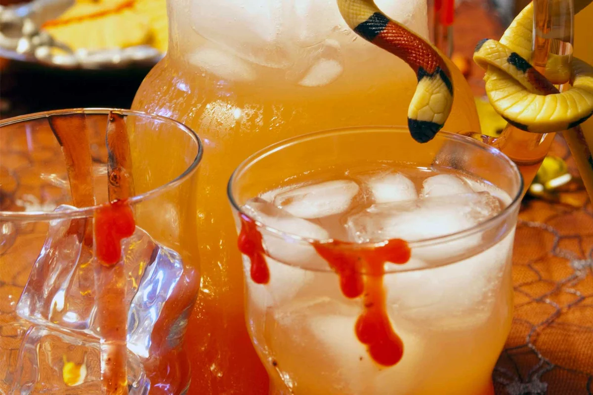 Apple Cider Halloween Punch