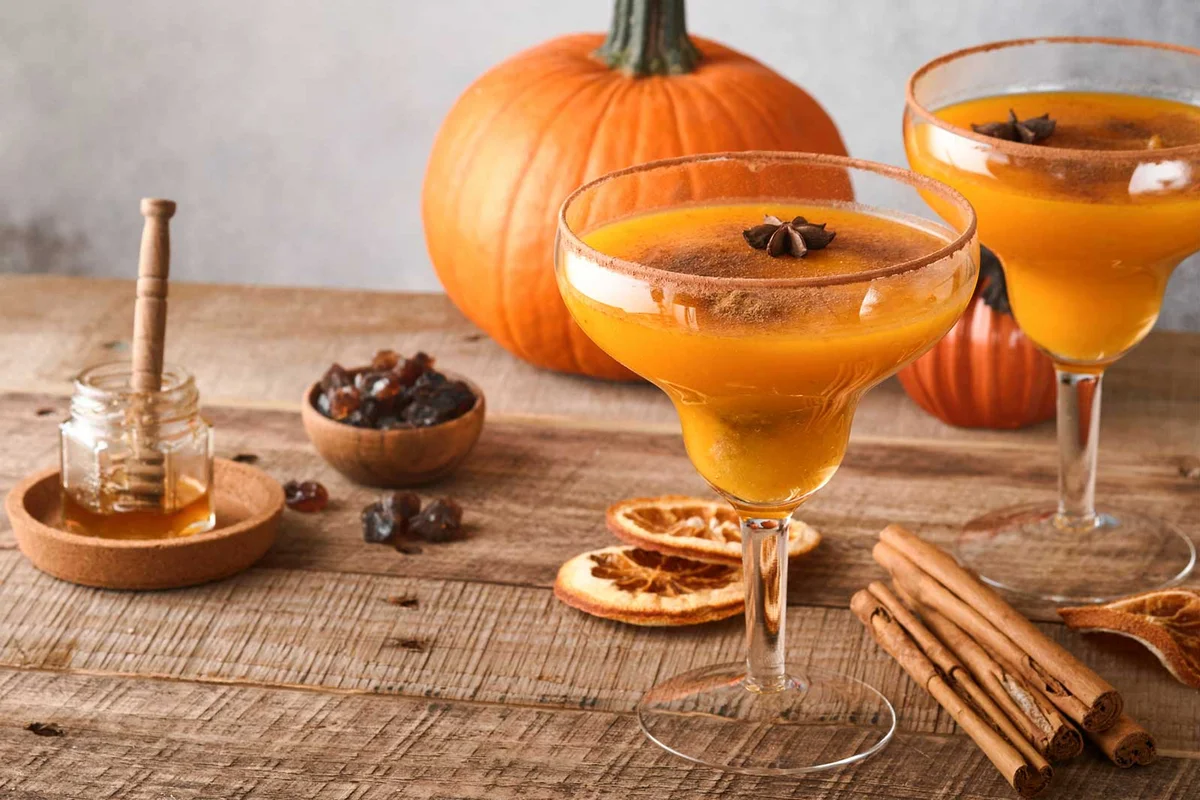 Pumpkin Cinnamon Margarita Halloween tequila cocktail