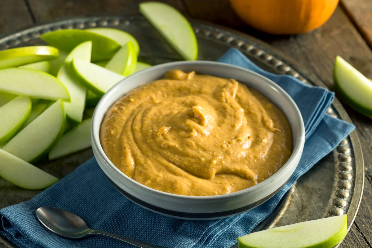 Sweet Dessert Pumpkin Dip with Apples for Dipping