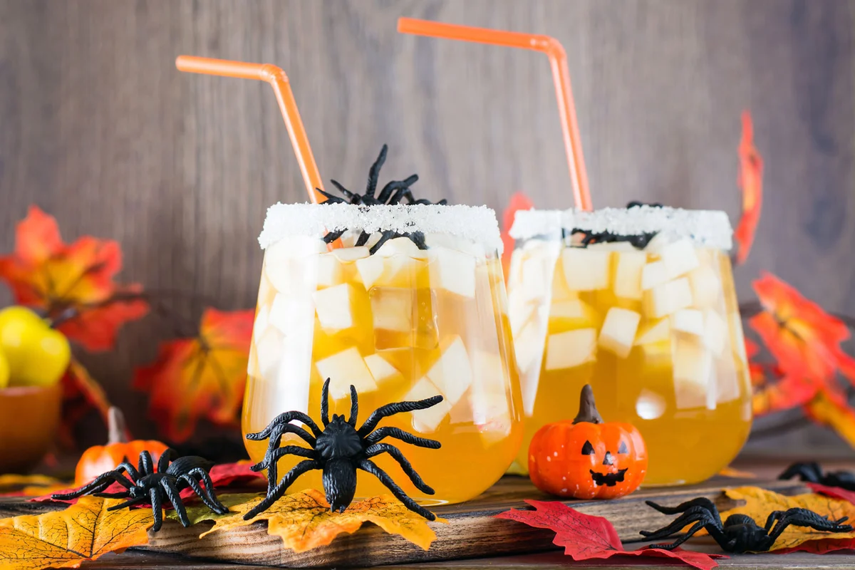 spider webs margarita Halloween cocktail