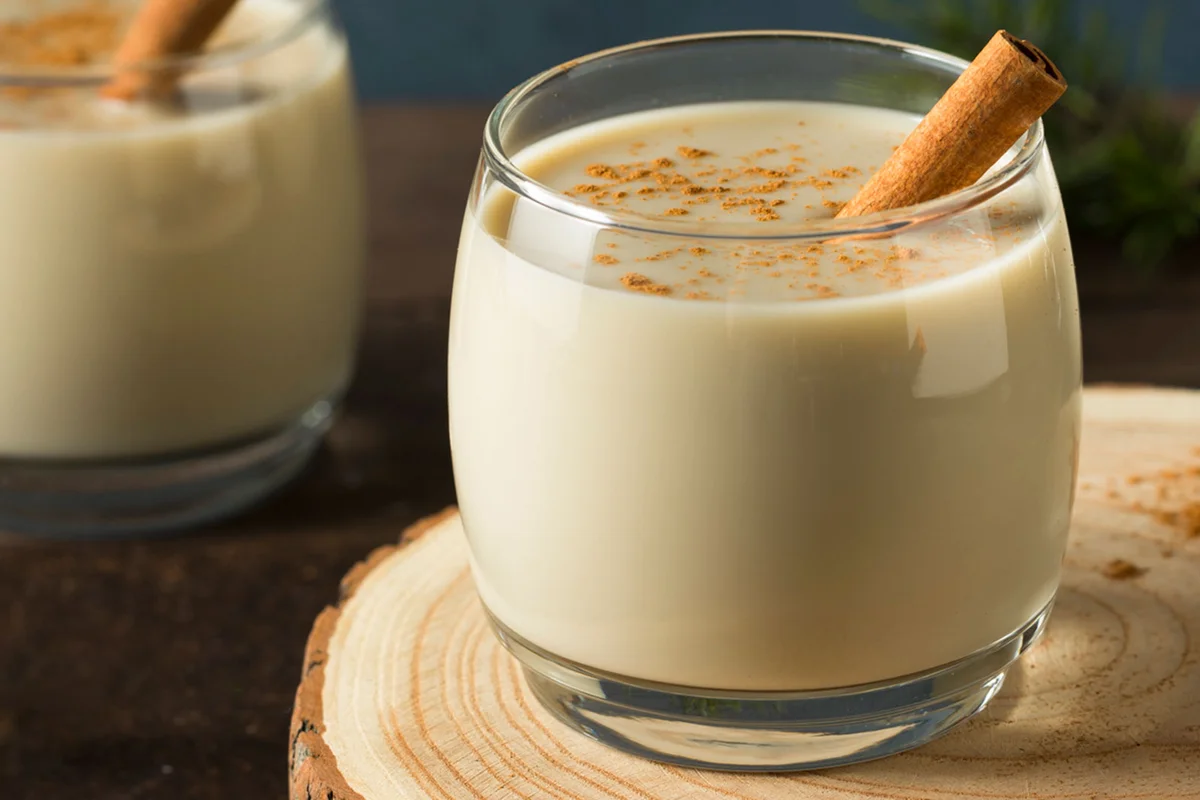 pumpkin spice white russian easy Halloween cocktail