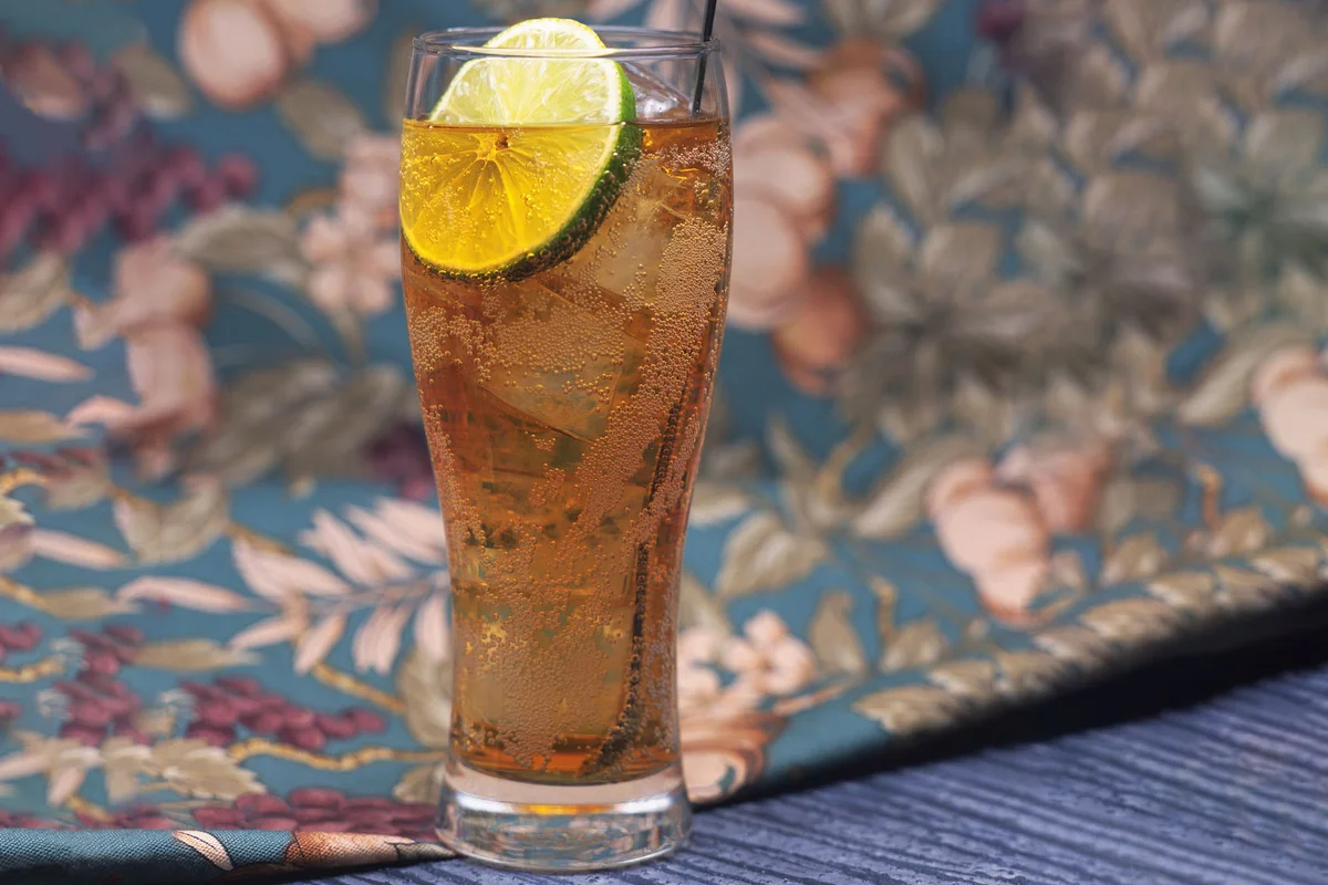 Scarecrow Tea easy Halloween cocktail