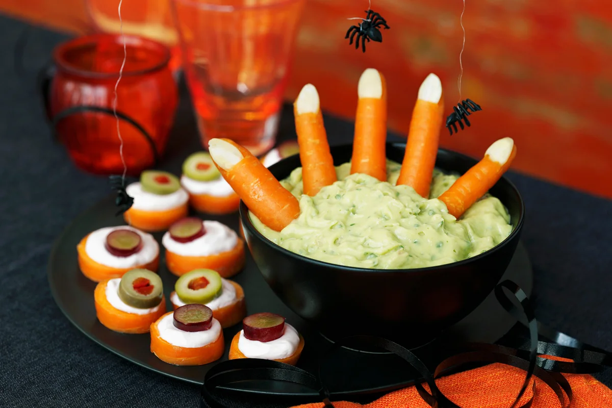 A Halloween dip with carrots and canapes