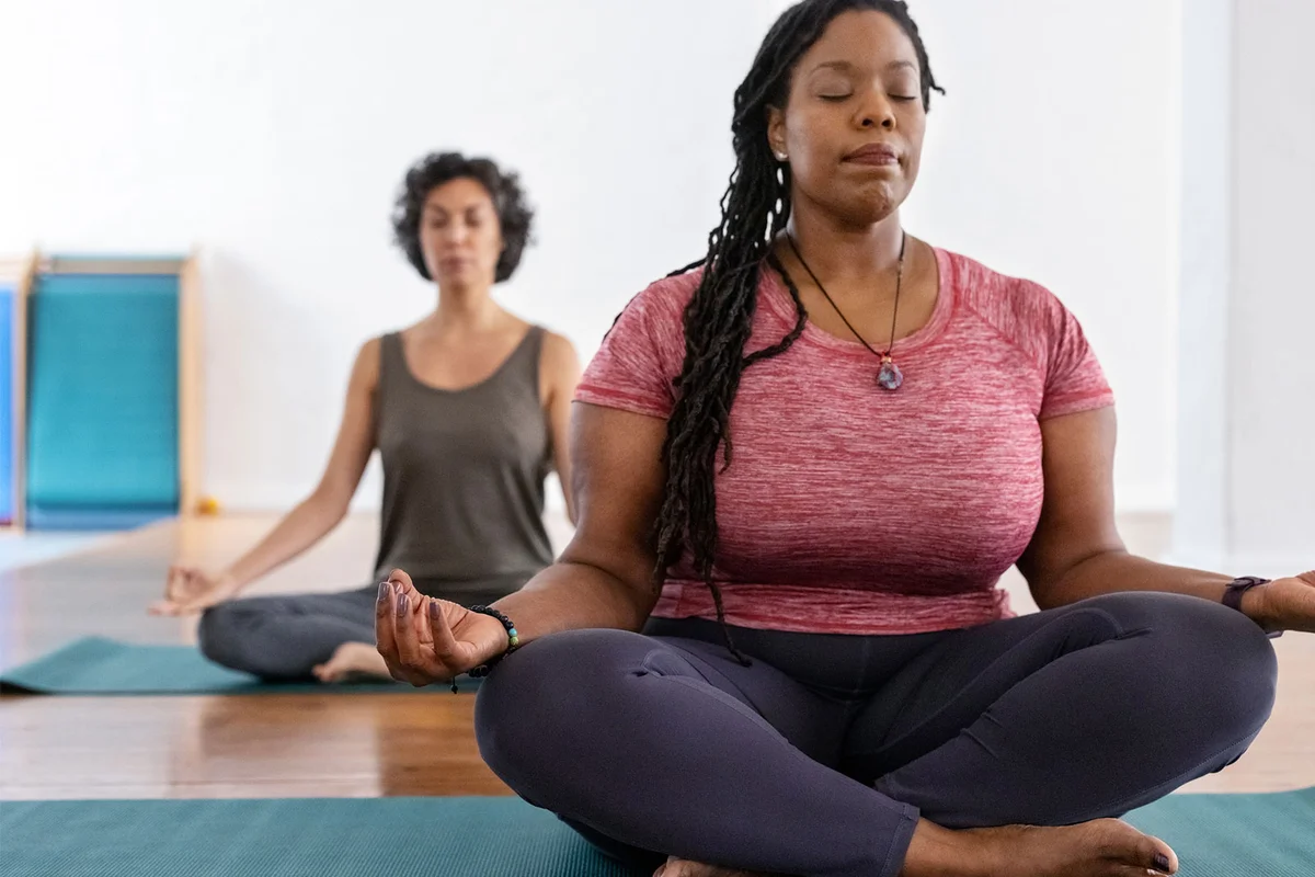 women meditating