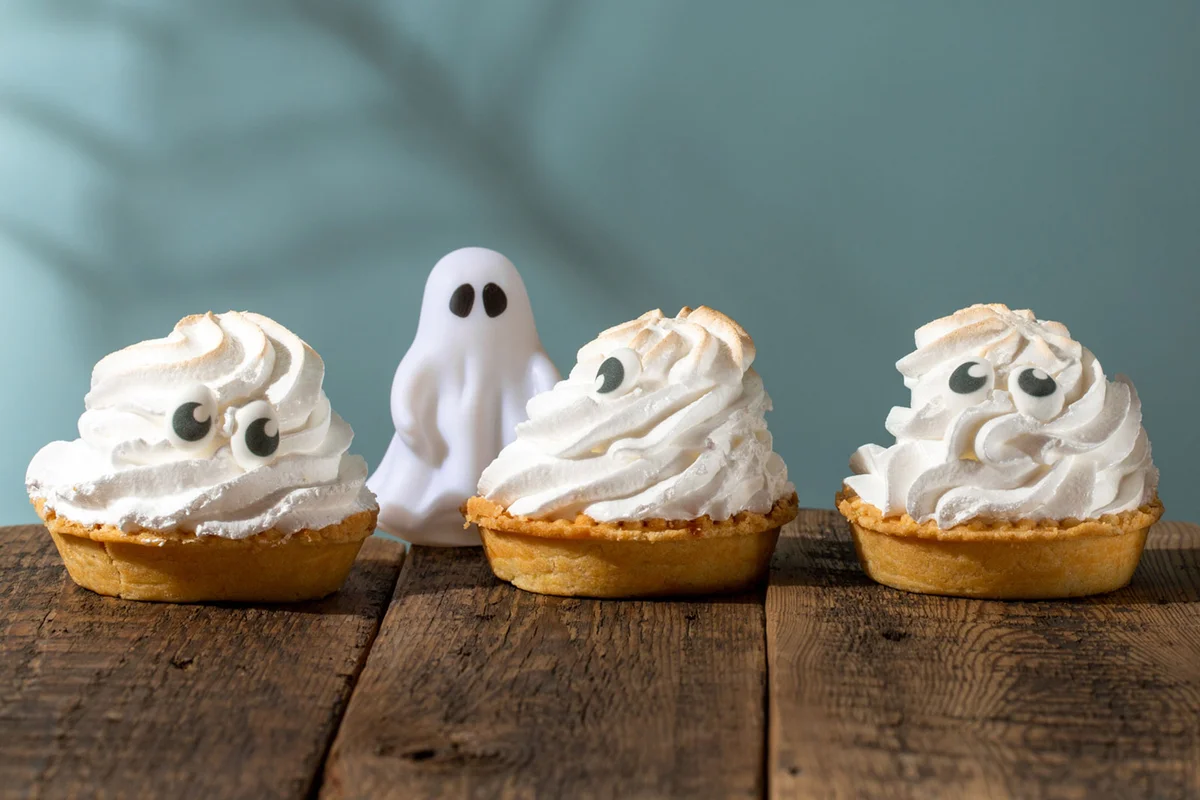 Ghostly Tarts Halloween treats