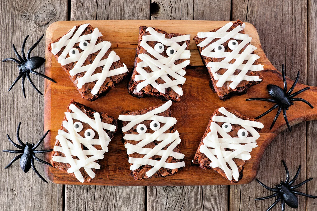 Mummy Brownies Halloween treat