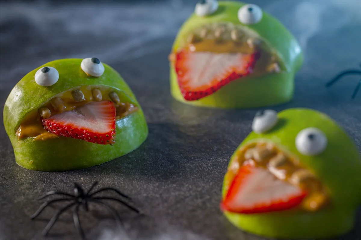 Sweet Teeth apple Halloween treat