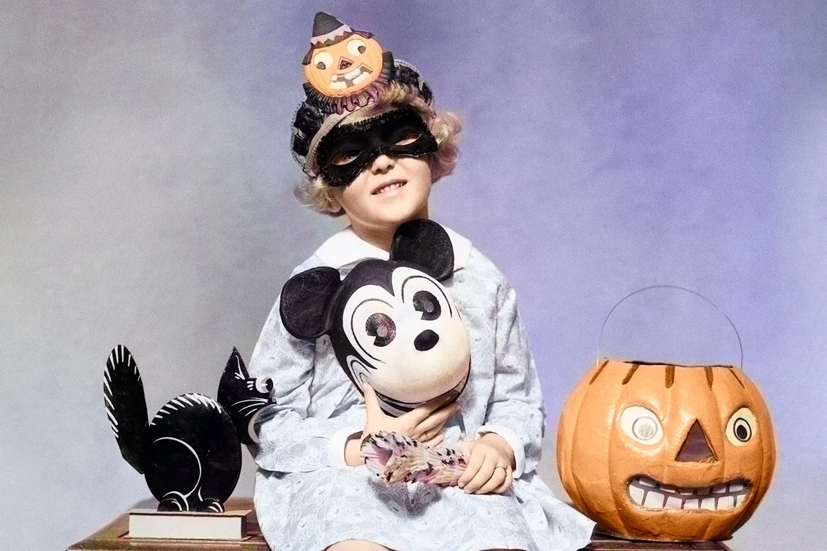 girl in Halloween costume in the 1930s
