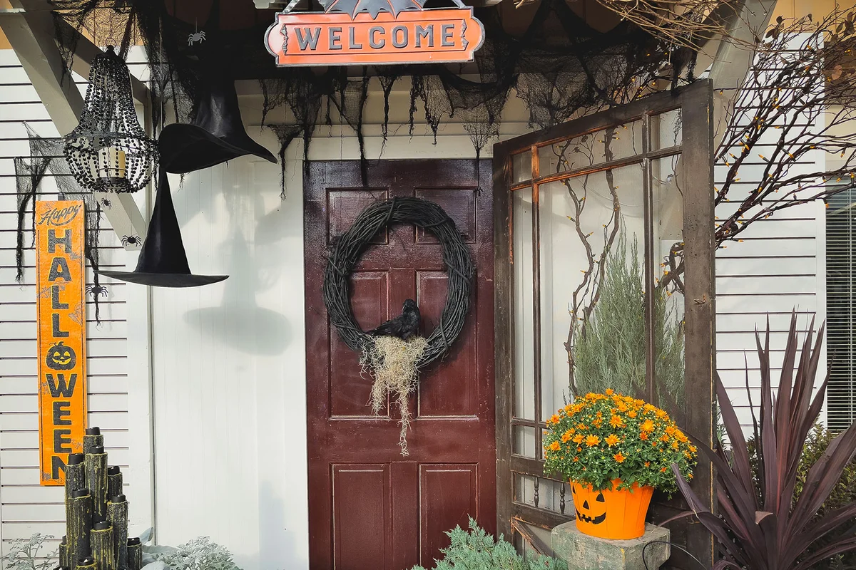 Halloween decorations at front door