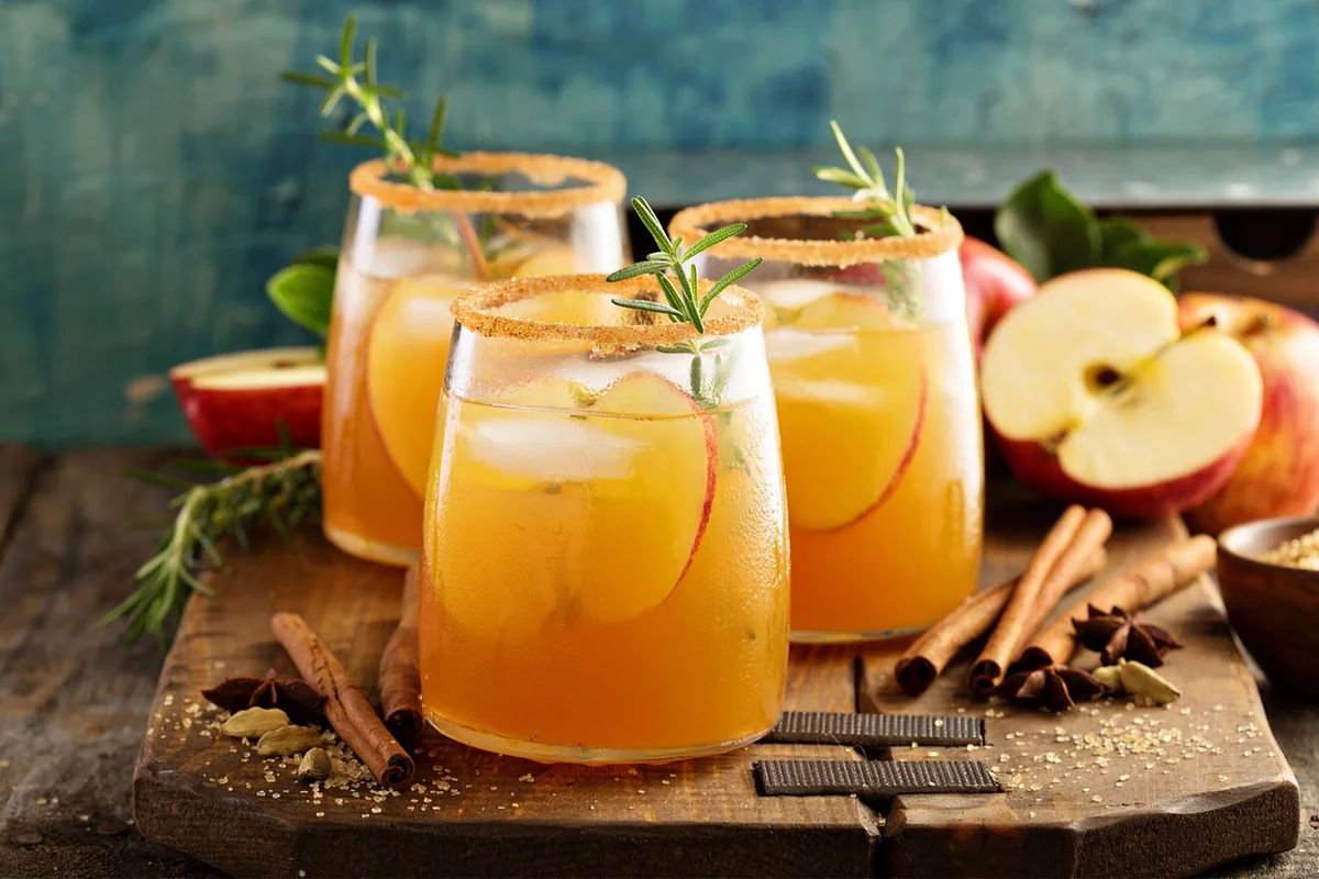 Lurch's Apple Pie Mocktail