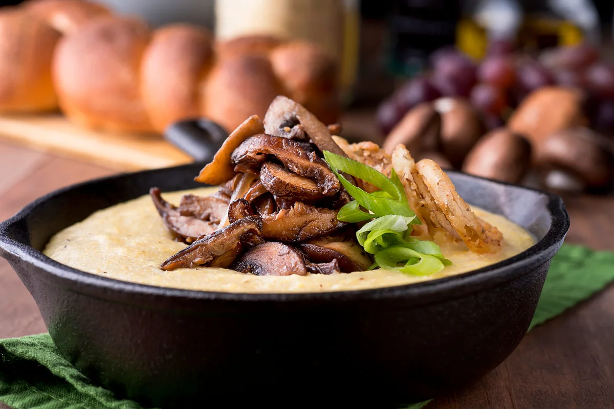Creamy Polenta with Mushroom