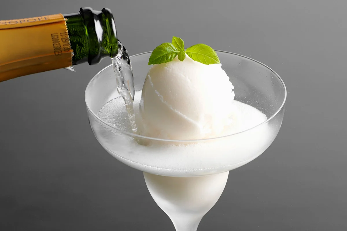 Prosecco sorbet cocktail