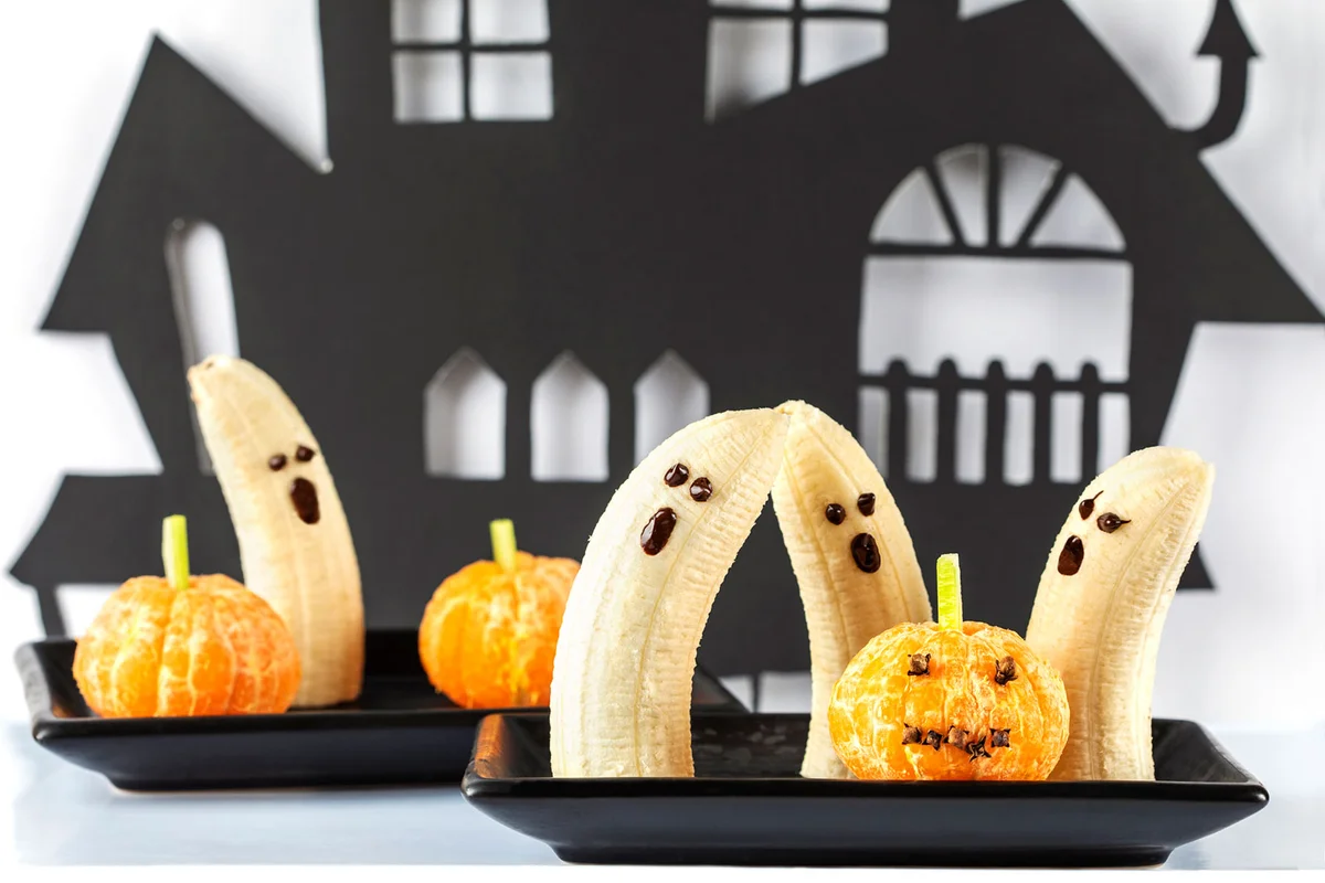 Halloween ghost banana snack for toddlers
