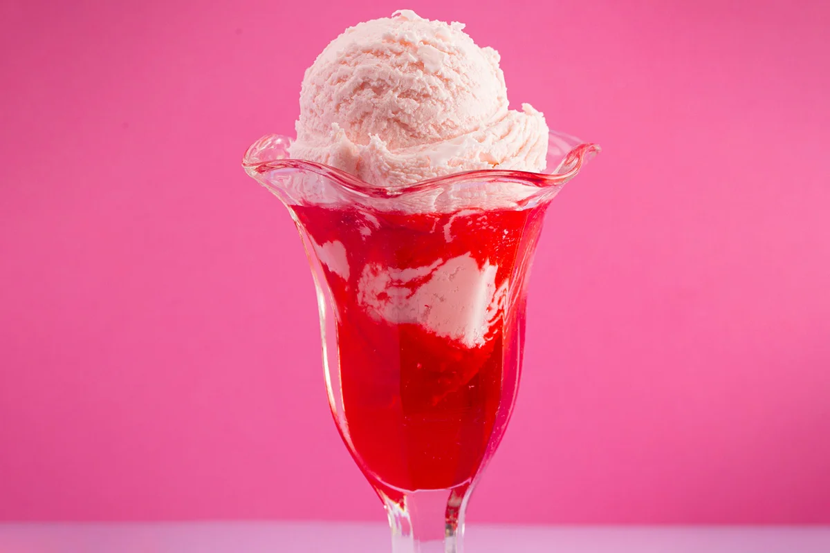 Strawberry Fields Booze Float