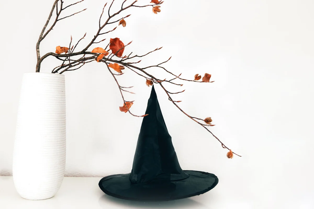 windblown witch's hat for Halloween table decoration