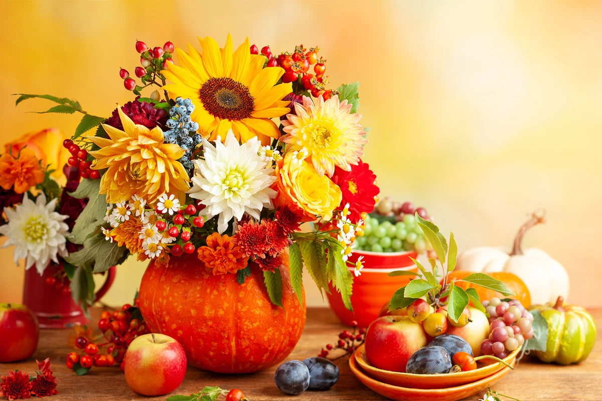 pumpkin with flowers for Halloween table decoration