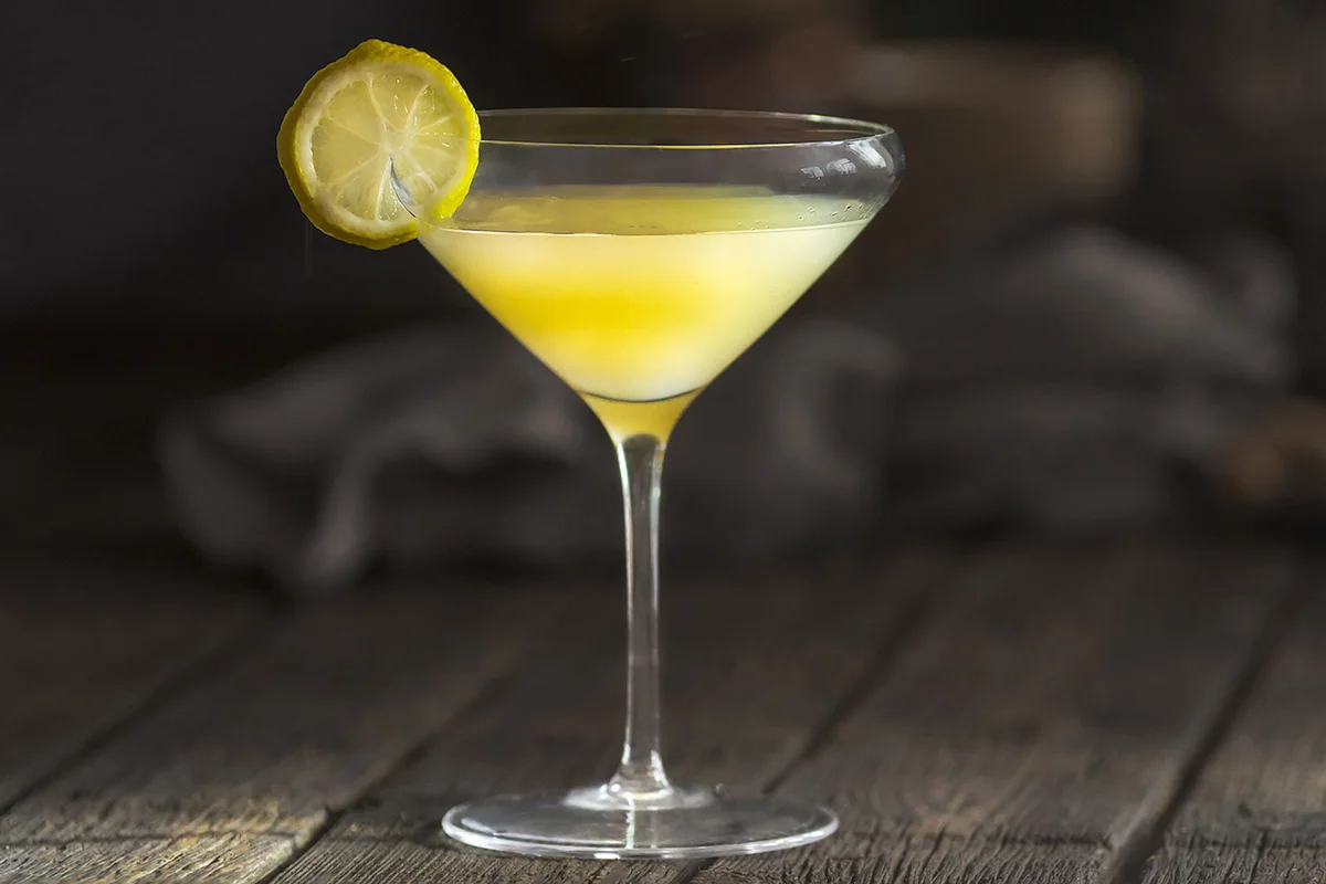 Ransom Note Martini cocktail with mead