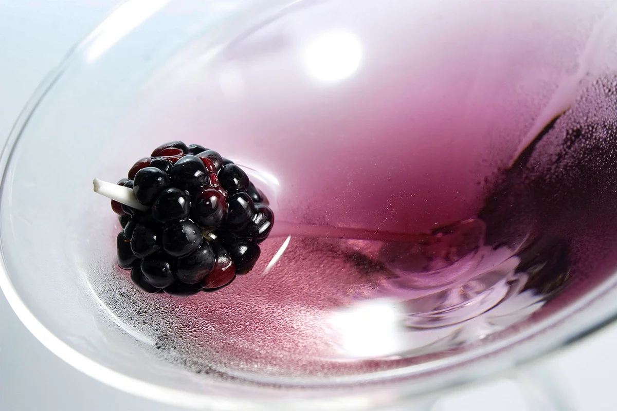 blackberry martini cocktail