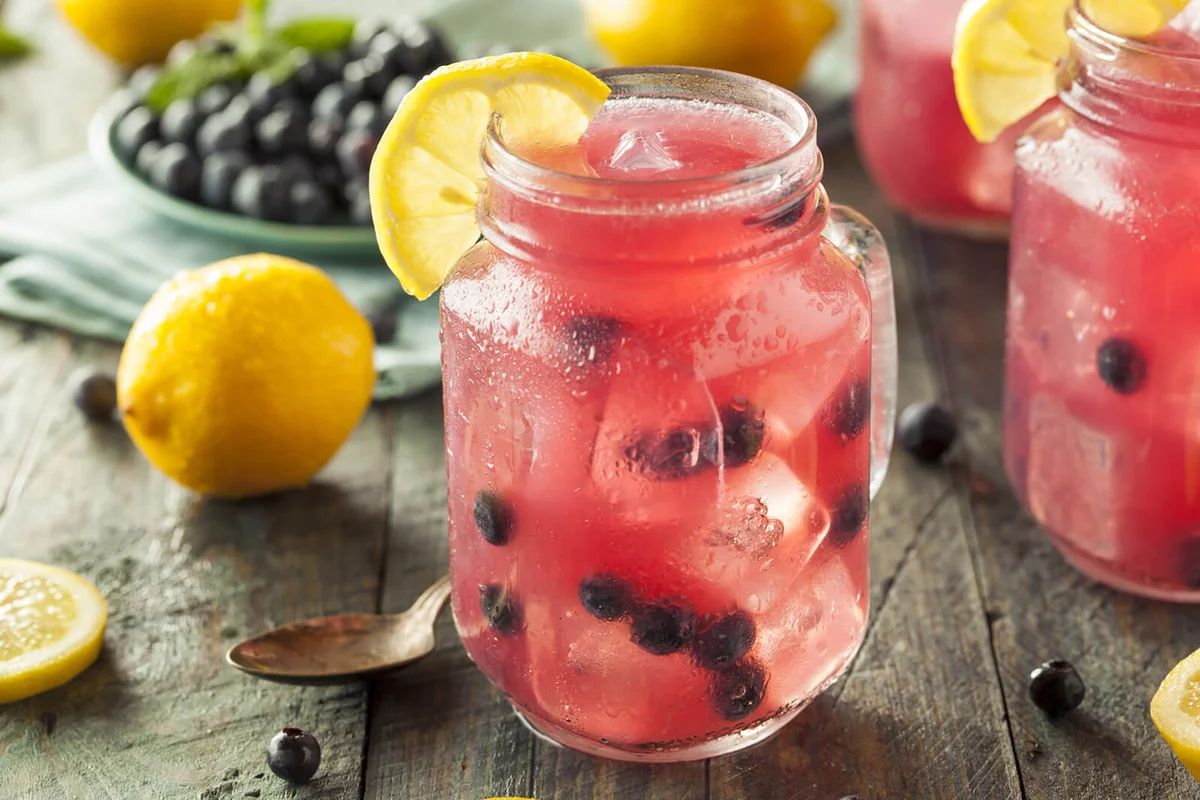 Organic Sweet Blueberry Lemonade | Photo 55829268 © Bhofack2 | Dreamstime.com