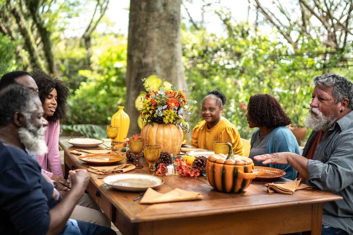 Family reunited on the table for Thanksgiving at home