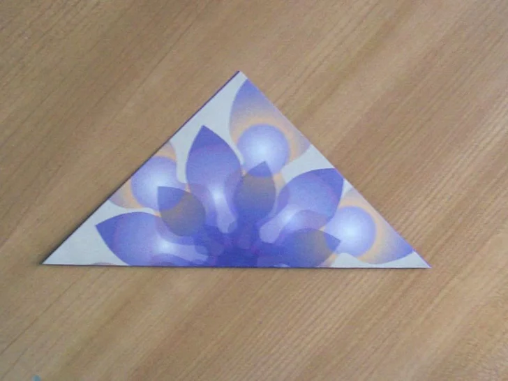 origami paper flowers -- step 1