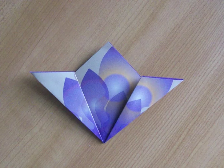 origami paper flowers -- step 3