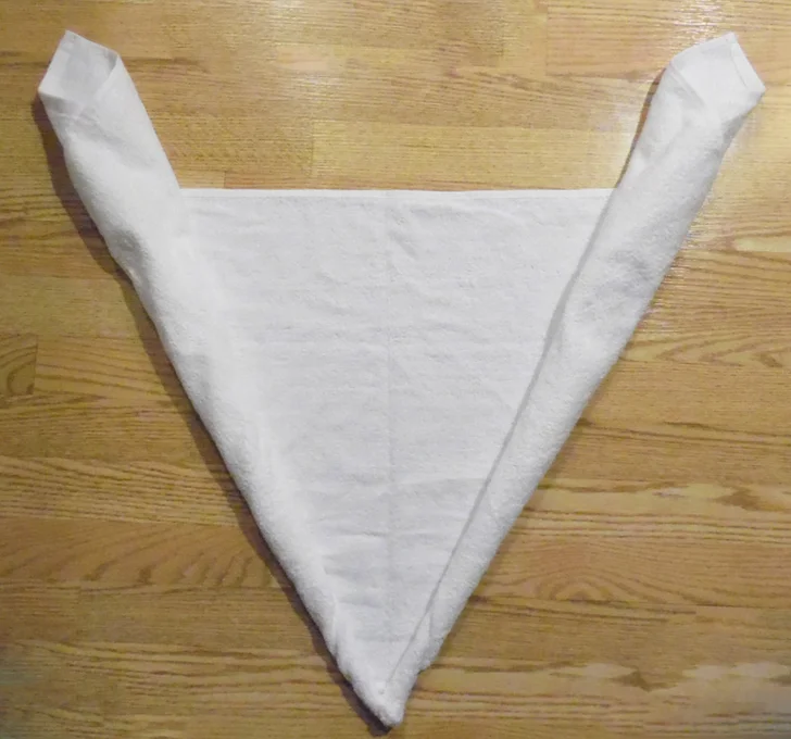 towel origami heart step 2