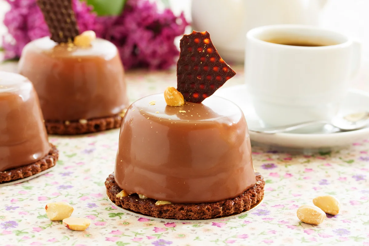 glazed cake