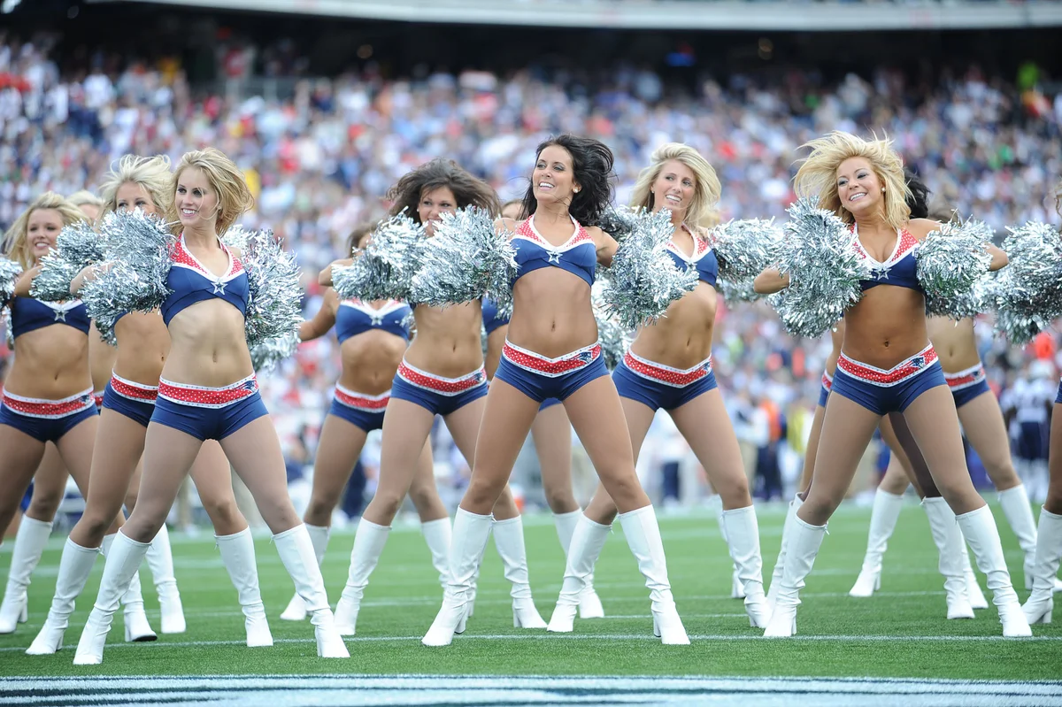 Photo credit:  Keith Nordstrom
Permission granted by Tracy Sormanti | Cheerleader Director of the New England Patriots
