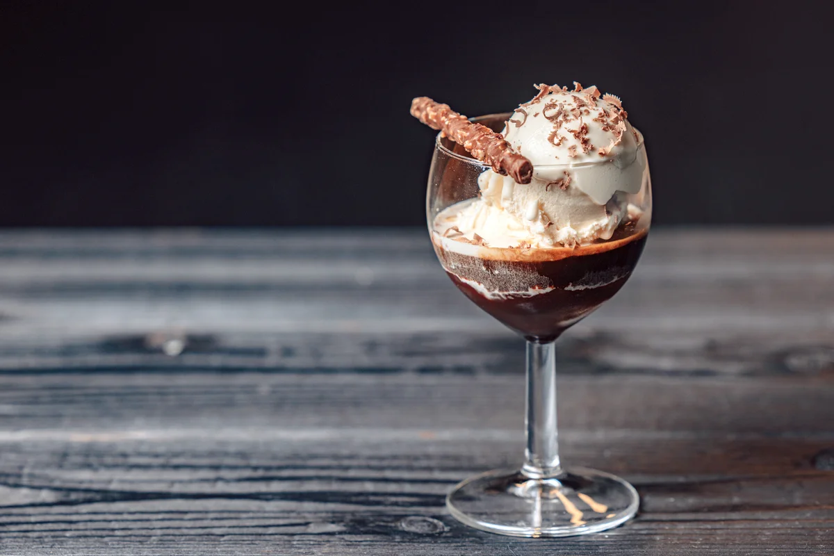 Simple but elegant alcoholic Affogato
