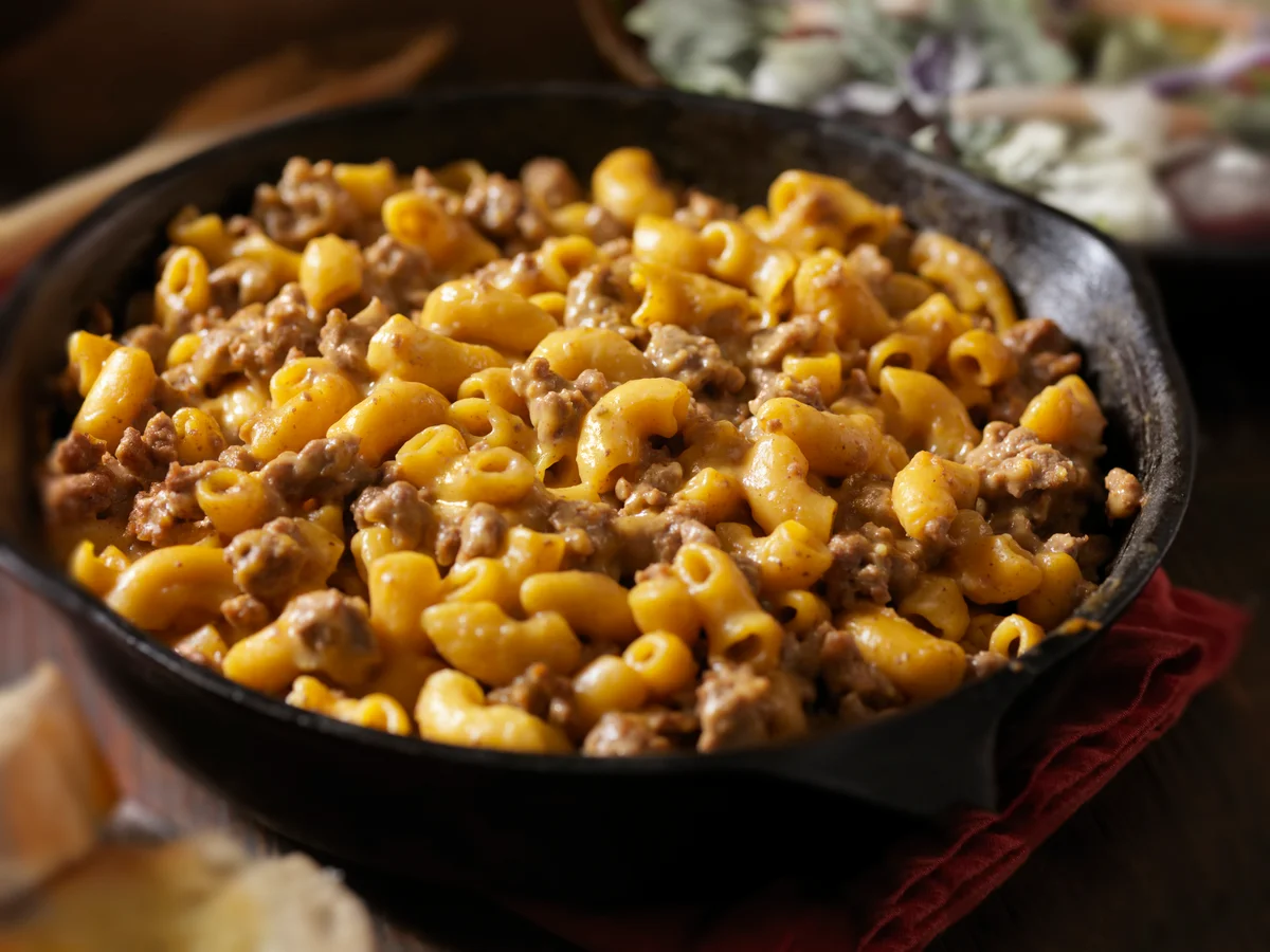chilimac in dutch oven
