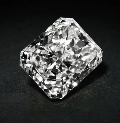 Radiant cut diamond
