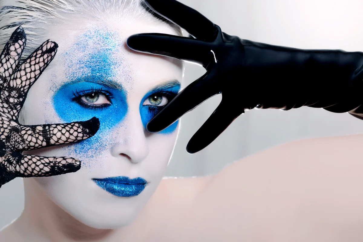 Ice Cold Eye-Makeup