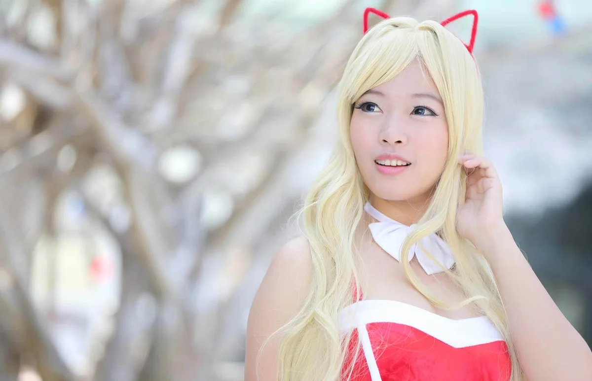 Girl dressed as anime