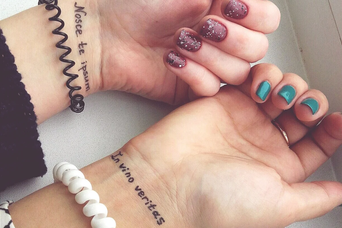 Nosce te ipsum // In vino veritas: Know yourself &  into wine there is truth