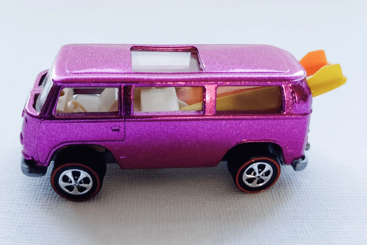Hot Wheels Pink Rear Loading Beach Bomb VW BUS