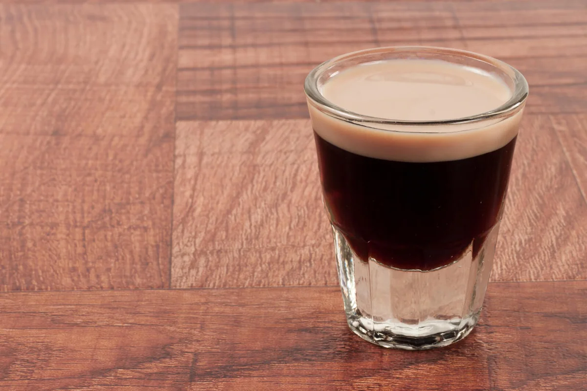 Little beer shot on a bar top | Photo 24708105 © Wollertz | Dreamstime.com