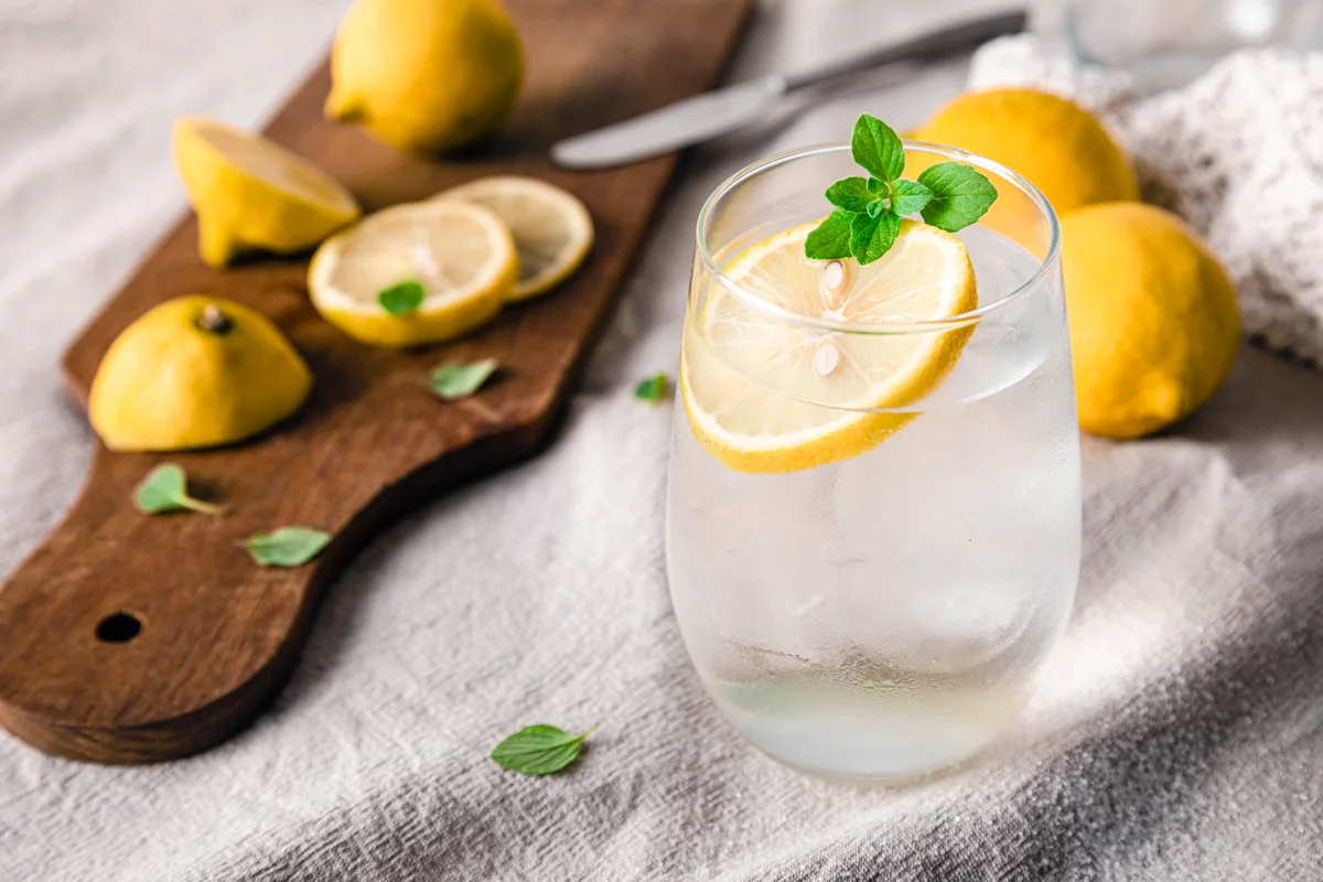 Lemon Spritzer