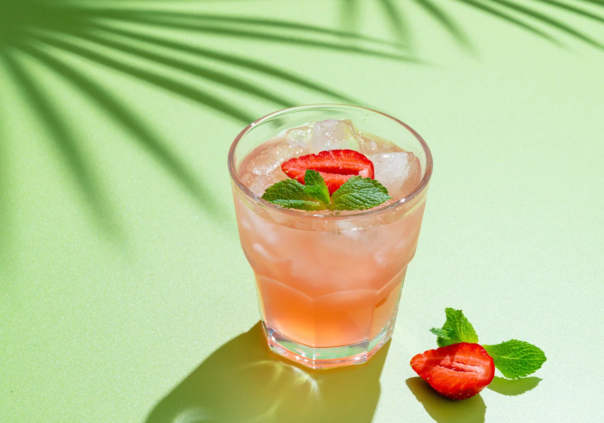 Strawberry lemonade