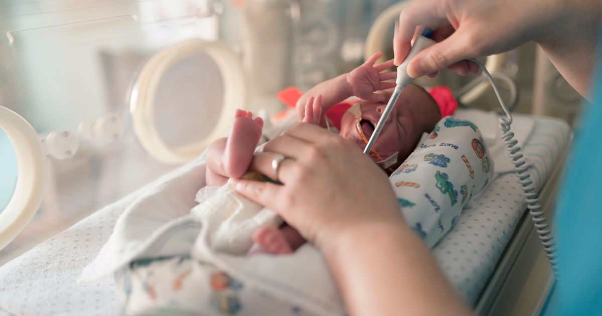 What to Expect From a Baby Born at 32 Weeks