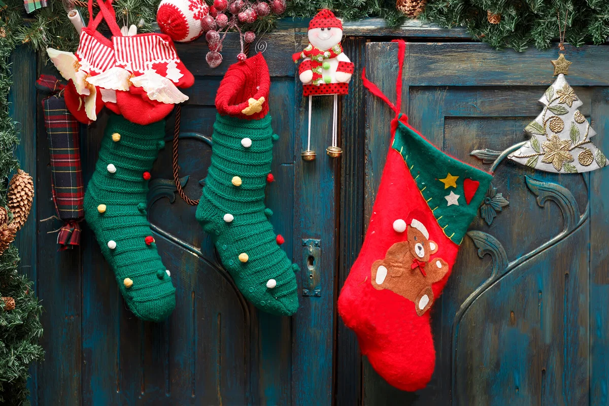 Red and green stockings