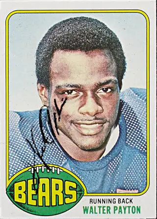 10 Super Valuable Football Cards for Collectors