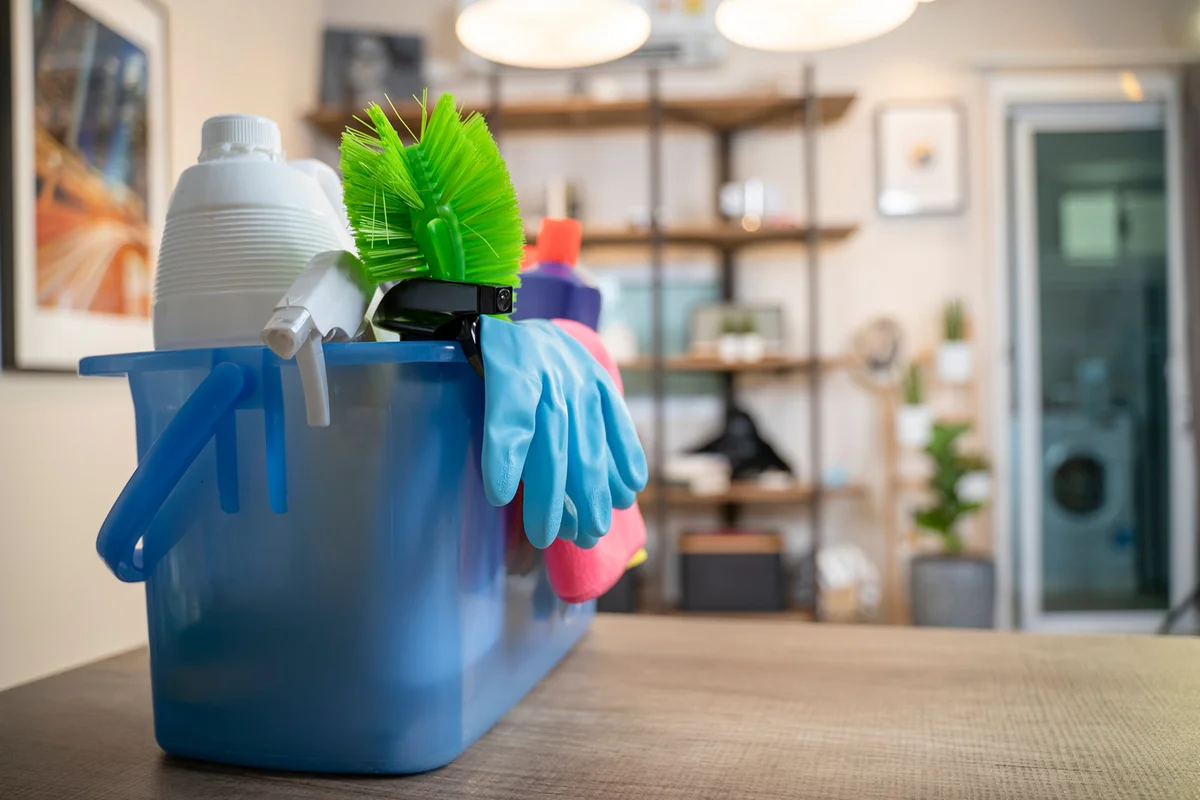 Cleaning items in basket