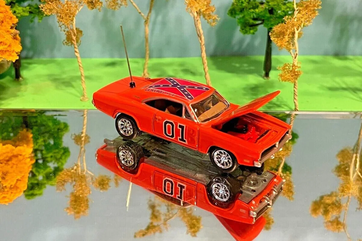 Dukes of Hazzard 01 General Lee, NEW, CB Antenna, 1969 Dodge Charger Beautiful