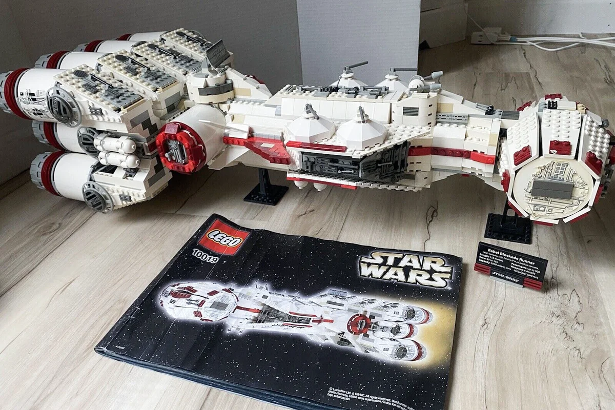 Rebel Blockade Runner