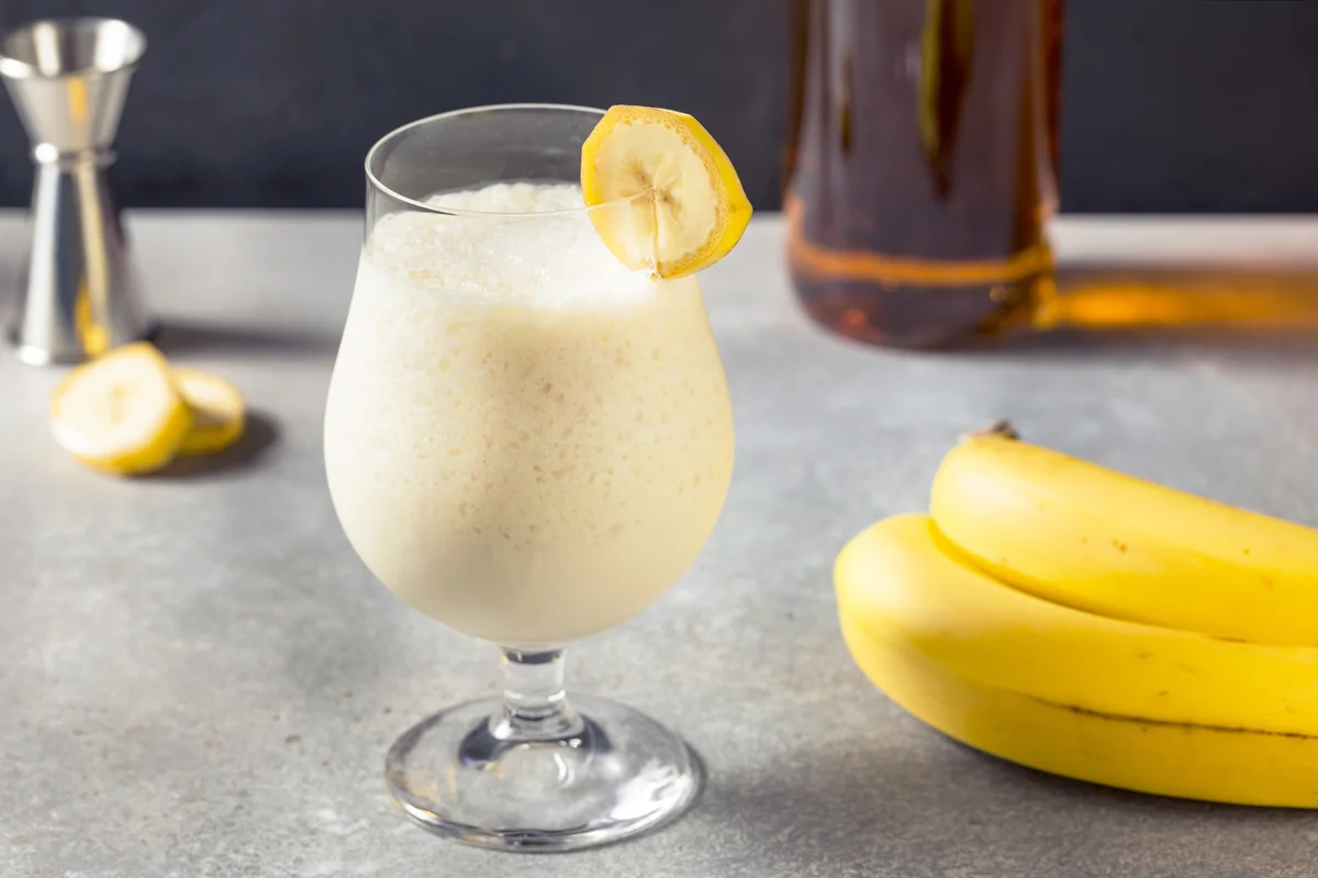 Refreshing Frozen Banana Daiquiri