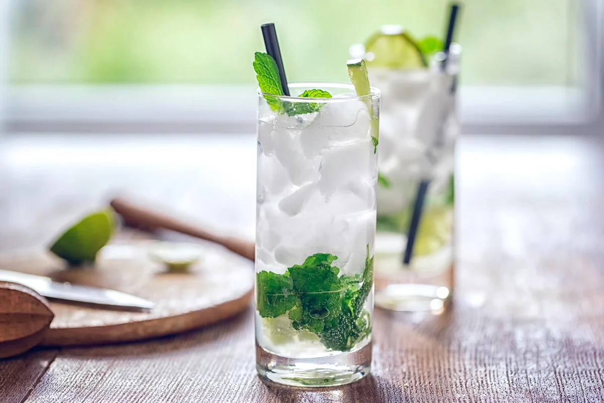 Mojito with white rum, lime, mint and crushed ice